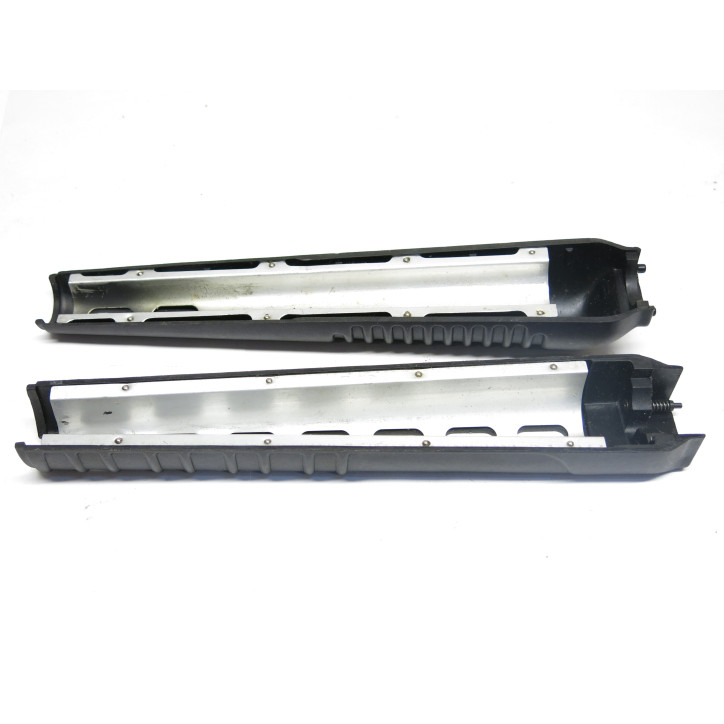 Garde main AK 47  ref 102    box  252