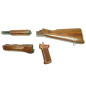 Ensemble 4 pièces AK 47  crosse poignée garde main