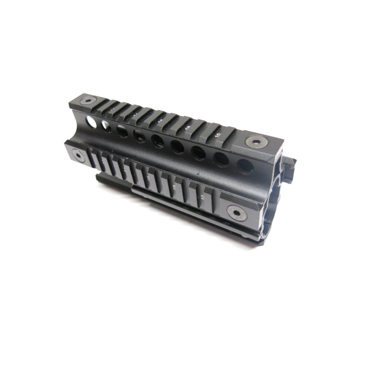 Garde main tactical AK 47 ref 100     box 245