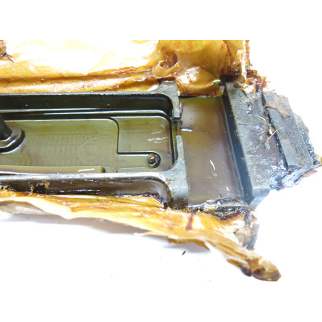 Couvercle Mit calibre 50  neuf dans le papier gras  ref  998    box  347