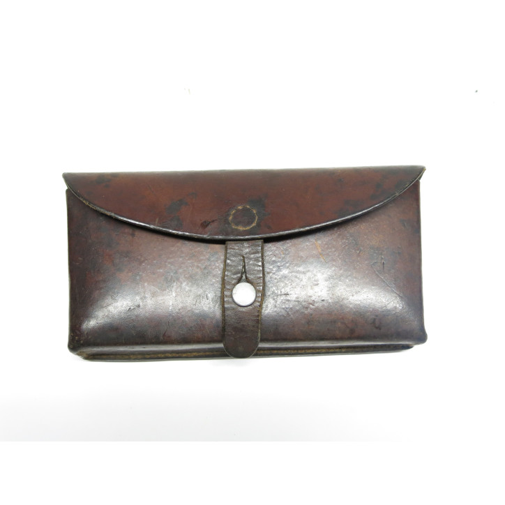 Porte chargeur cuir  Suisse K31 ref 20   fabrication   A Mollet