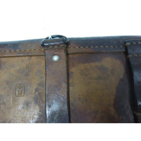 Porte chargeur cuir  Suisse K31 ref 40   fabrication  JAK Kuenz