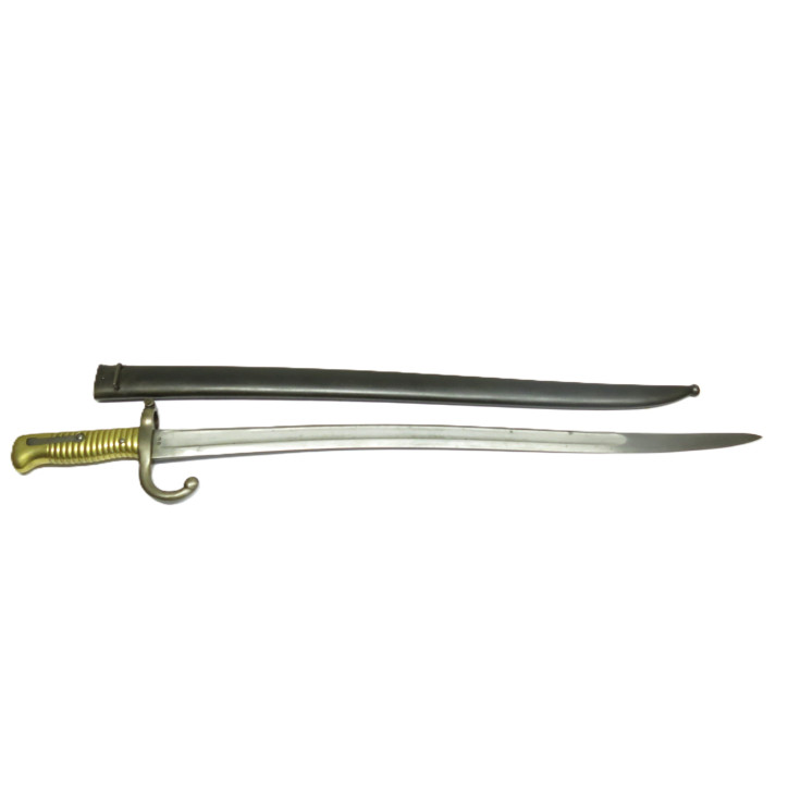 Belle baionnette datée 1871 pour fusil Chassepot avec son fourreau  ref  669