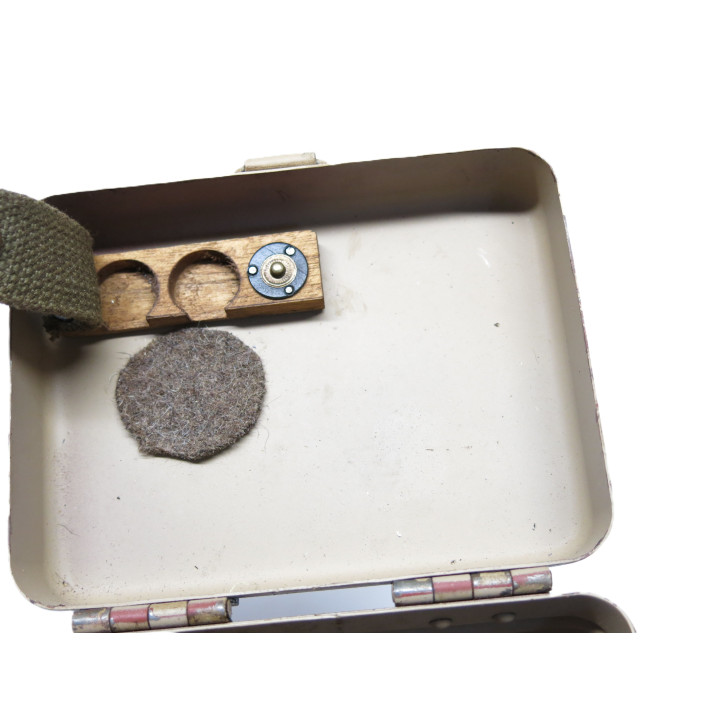 Boite pour lunette MG 34 /42   ref 357