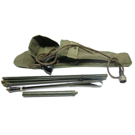 Set complet avec housse RADIO PRC 10  ref 247       box 249
