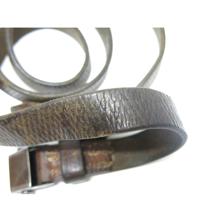 Belle bretelle cuir originale MP 38 ou MP40  ref  489    box 232