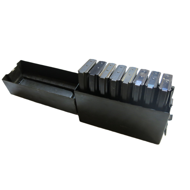 Boite avec 8 chargeurs neutralisés MG 13 BSW1938