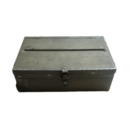 Boite avec 12 chargeurs neutralisés FM BREN ww2