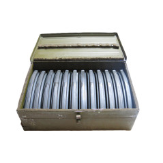 Boite avec 12 chargeurs neutralisés FM BREN ww2