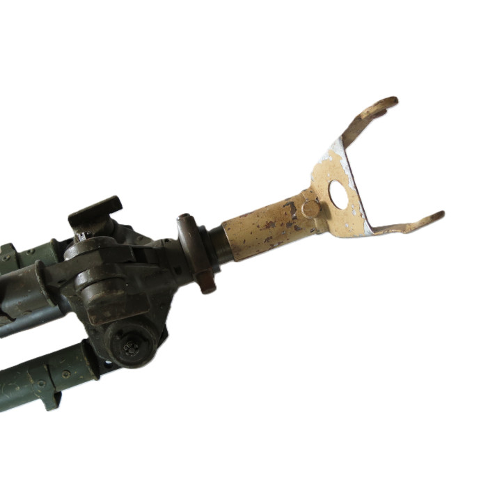 Trépied anti aérien pour MG 34 ou MG 42 avec main sable