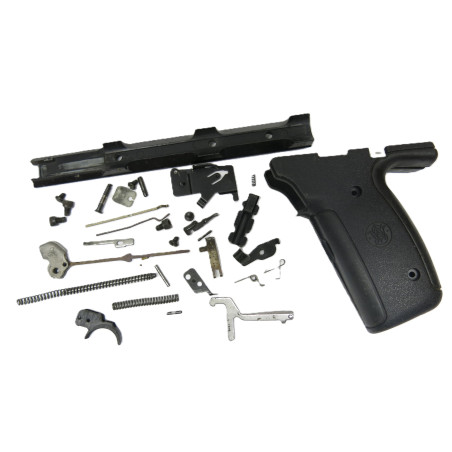 Lot de pièces pistolet Smith et Wesson 22 A ref 300        box 299