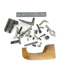 Lot de pièces pistolet Drulov 90    ref 666    box 299
