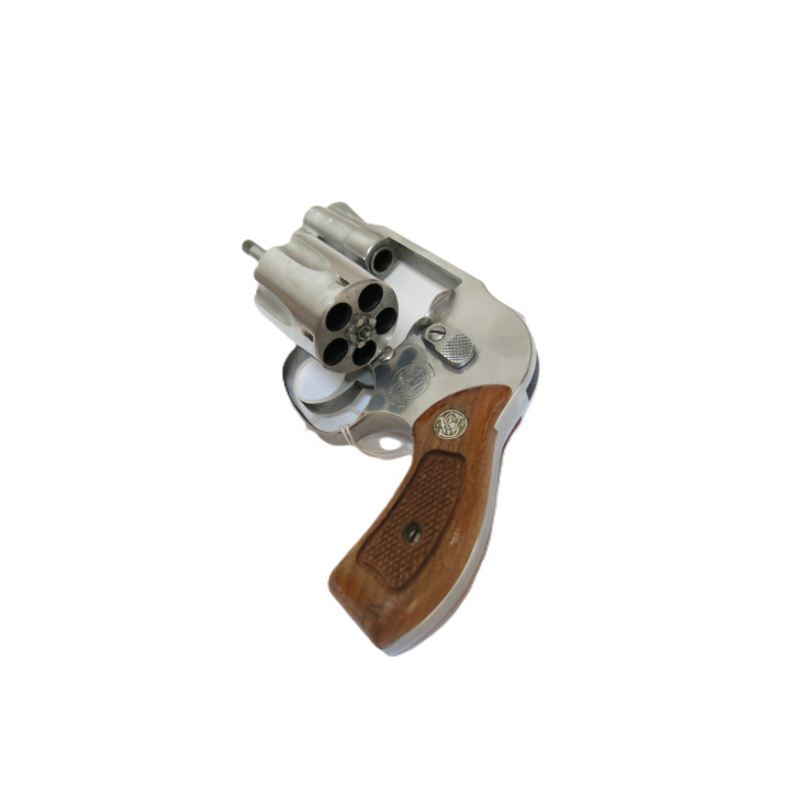 Revolver Smith et Wesson Boduguard inox calibre 38 sp   categorie B