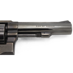 Revolver Smith & Wesson Modèle 13 canon 4 pouce en 357 Mag avec sa boîte