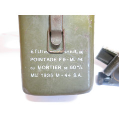 Lunette de pointage Mortier de 60 mm modele 1935 M44 avec sa boite