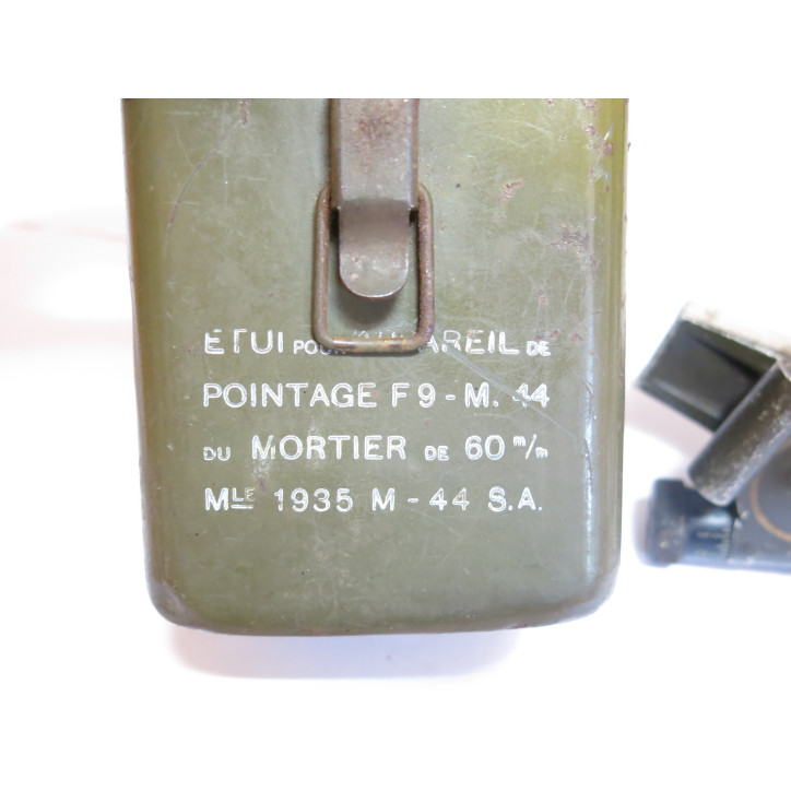 Lunette de pointage Mortier de 60 mm modele 1935 M44 avec sa boite