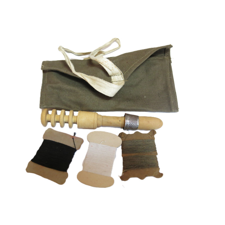 Petite trousse a couture armée Française Indo ref 10