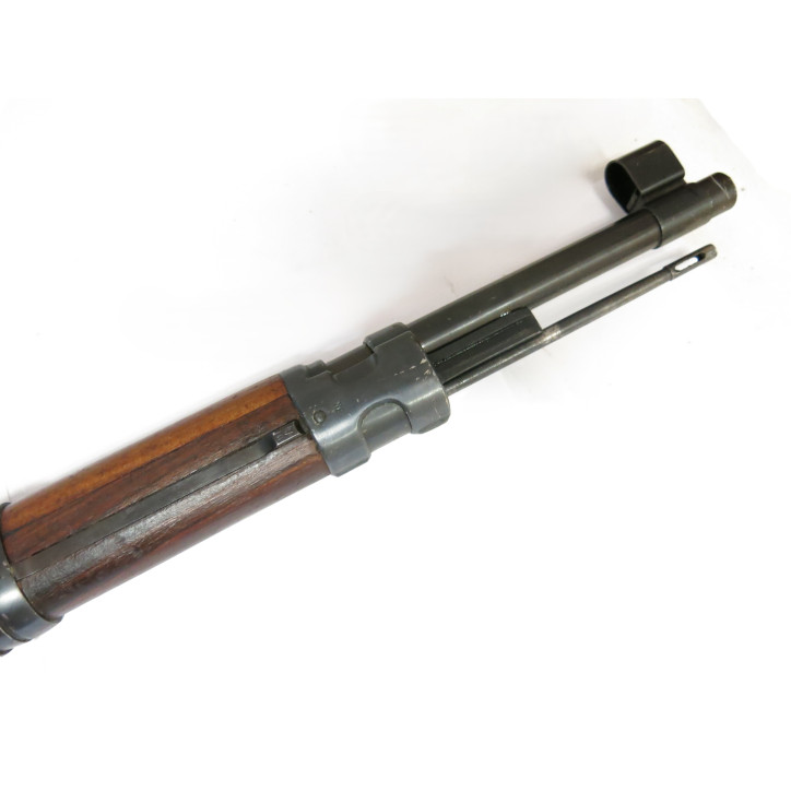 Superbe carabine Mauser Zastava M48 numero 33974 calibre 8 x 57 Superbe carabine Mauser Zastava M48 numero 33974 calibre 8 x 57
