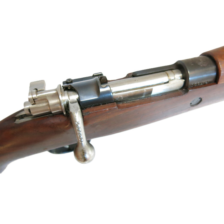 Superbe carabine Mauser Zastava M48 numero 33974 calibre 8 x 57 Superbe carabine Mauser Zastava M48 numero 33974 calibre 8 x 57