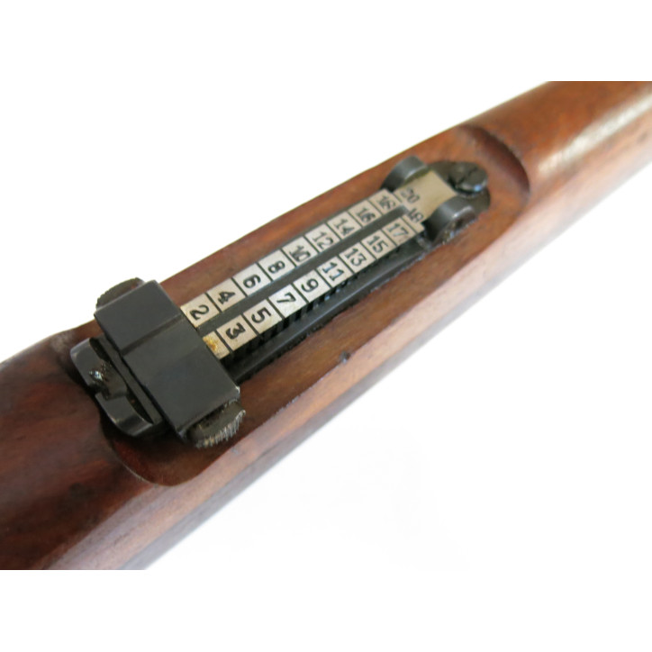 Superbe carabine Mauser Zastava M48 numero 33974 calibre 8 x 57 Superbe carabine Mauser Zastava M48 numero 33974 calibre 8 x 57