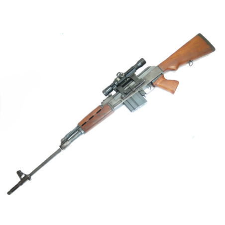 Fusil Zastava M 76 en calibre 8 x 57 avec lunette originale