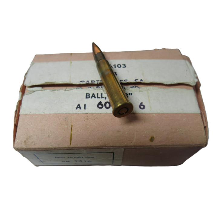Boite de 48 cartouches calibre 303 Brtish ref 23  categorie C