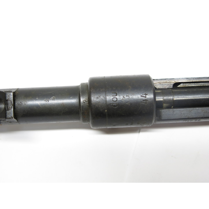 Mécanique complète fusil  Mauser 98K code dot 1944 calibre 8 x 57 numéro  8239