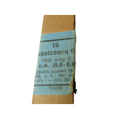 Boite de 16 cartouches Luger 9 para fabrication  emp 1942   categorie B