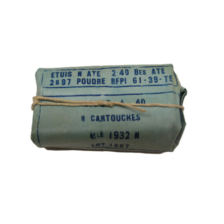 Paquet plein cartouches Lebel de  1940  ref 33     box 232    categorie C