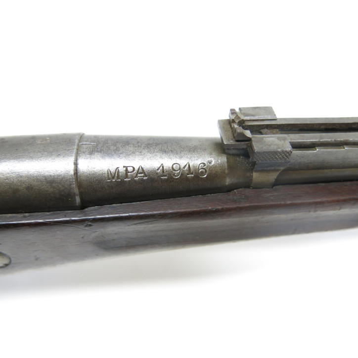 Fusil Berthier 07/15  numéro 88013 calibre  8 mm Lebel  de 1916  categorie C