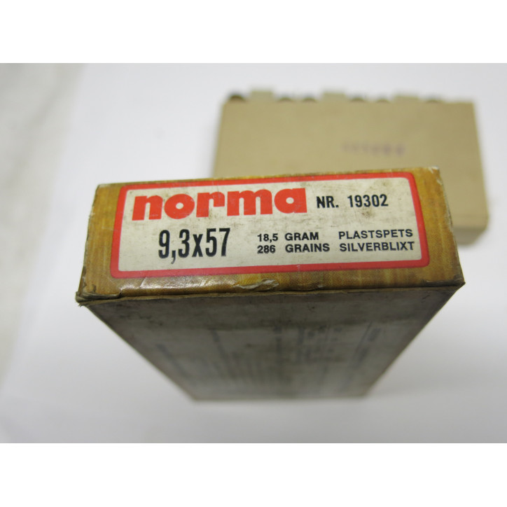 Boite de 9 cartouches et 11 douilles  9.3 x 57 Norma  categorie C