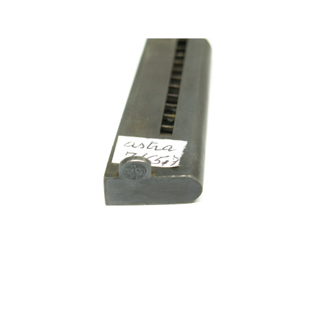 Chargeur pistolet ASTRA 300  calibre 7.65  catégorie B    box A10