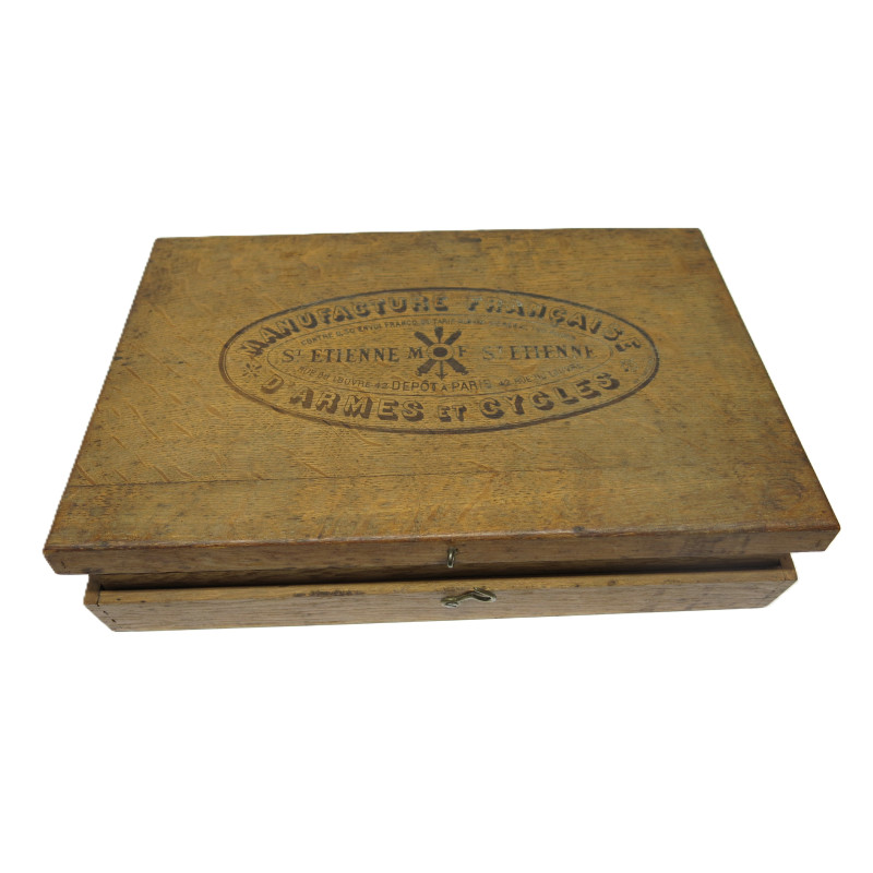 Belle boite manufacture St Etienne ref 236