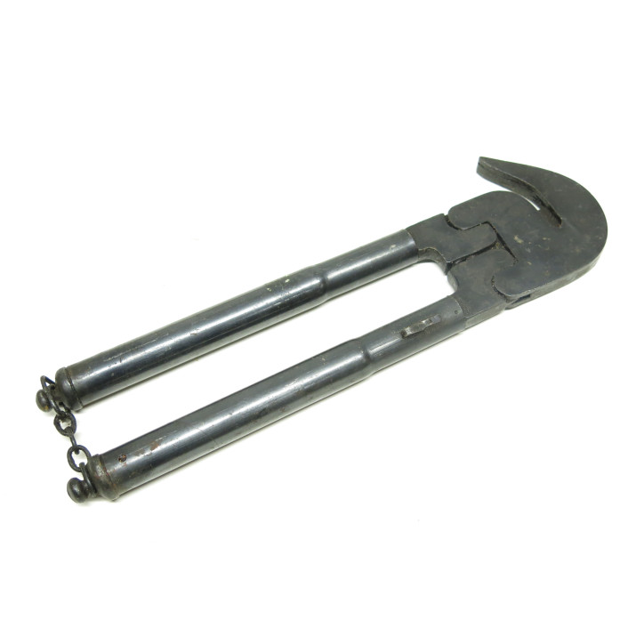 Pince a barbelé Italie ref 66