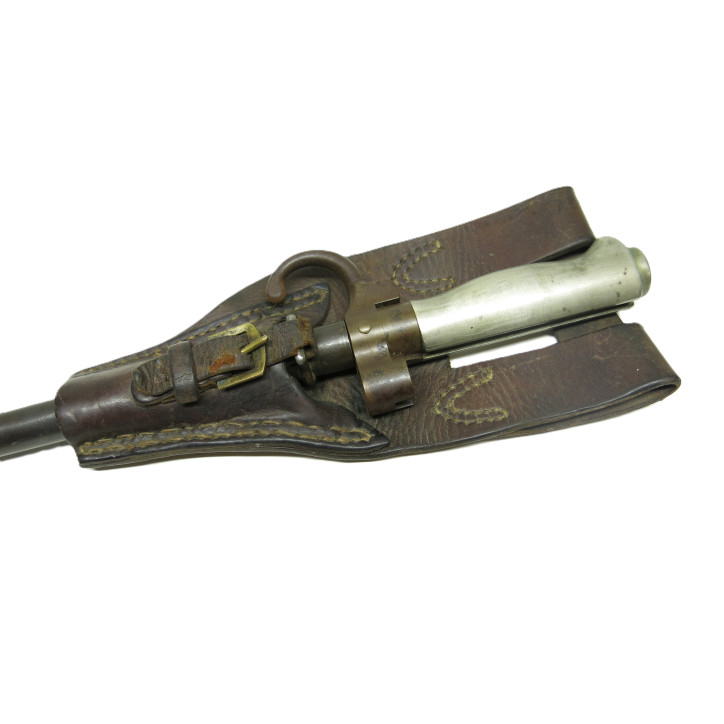 Belle baïonnette originale modèle a quillon  du fusil Lebel avec fourreau et cuir  Ref 852