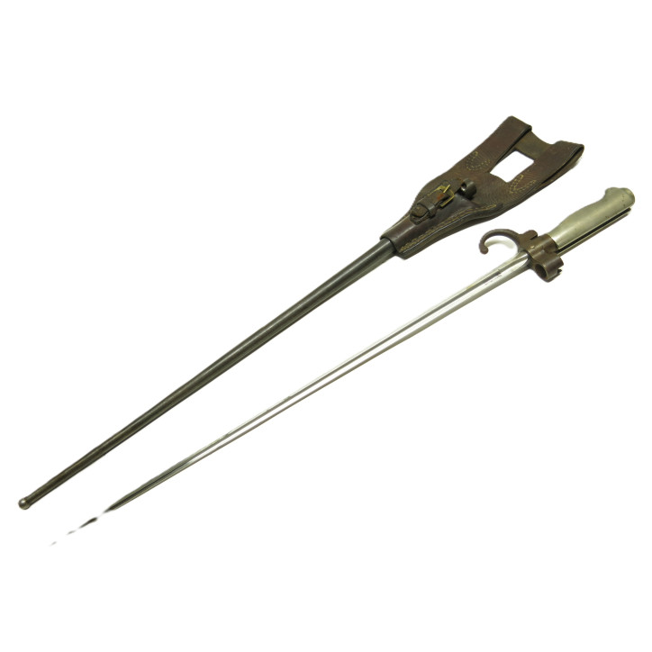 Belle baïonnette originale modèle a quillon  du fusil Lebel avec fourreau et cuir  Ref 852